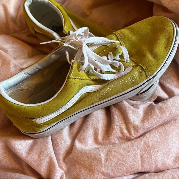 Yellow Vans - Picture 2 of 4